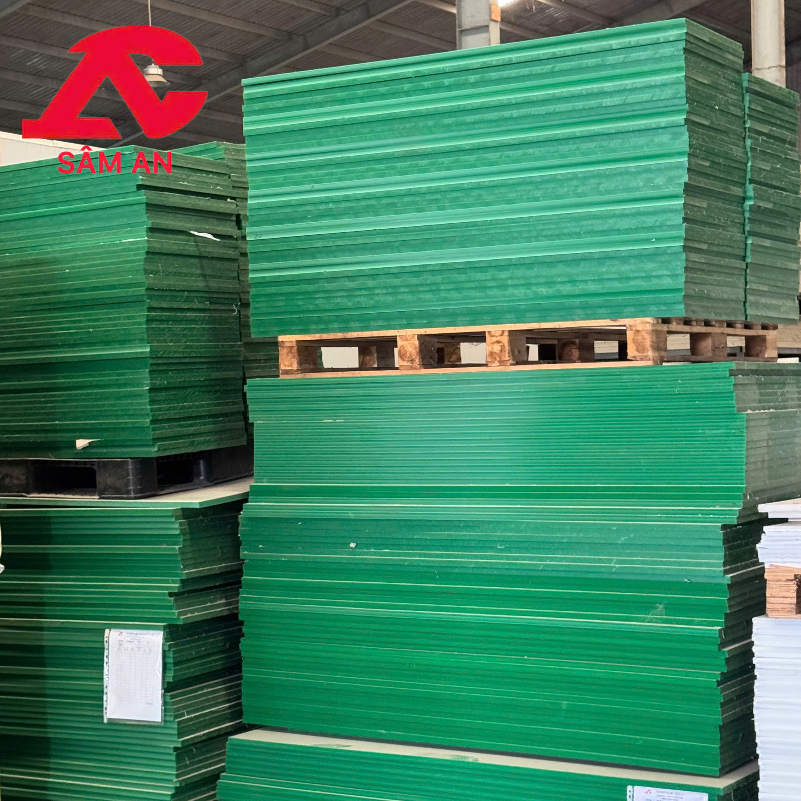 Chemical-resistant PP sheet
